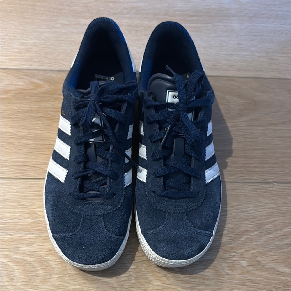 Adidas blue and White Sneakers Classic Design Gazelle